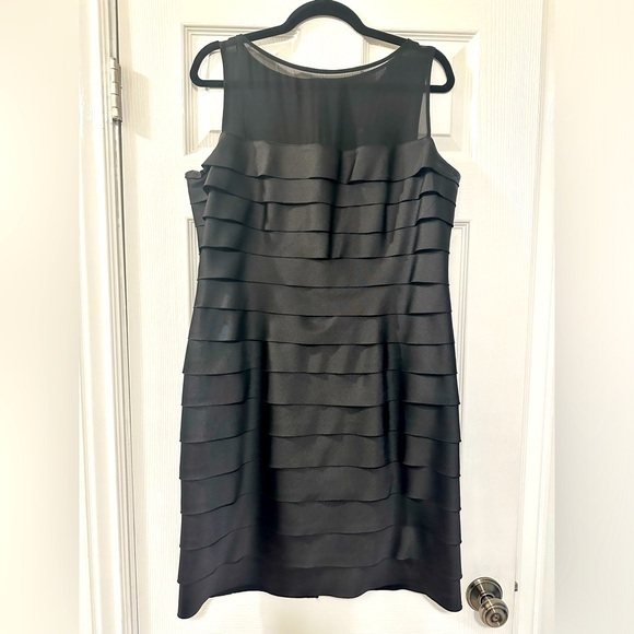 Jones Wear Dresses & Skirts - Jones Wear Dress midi length